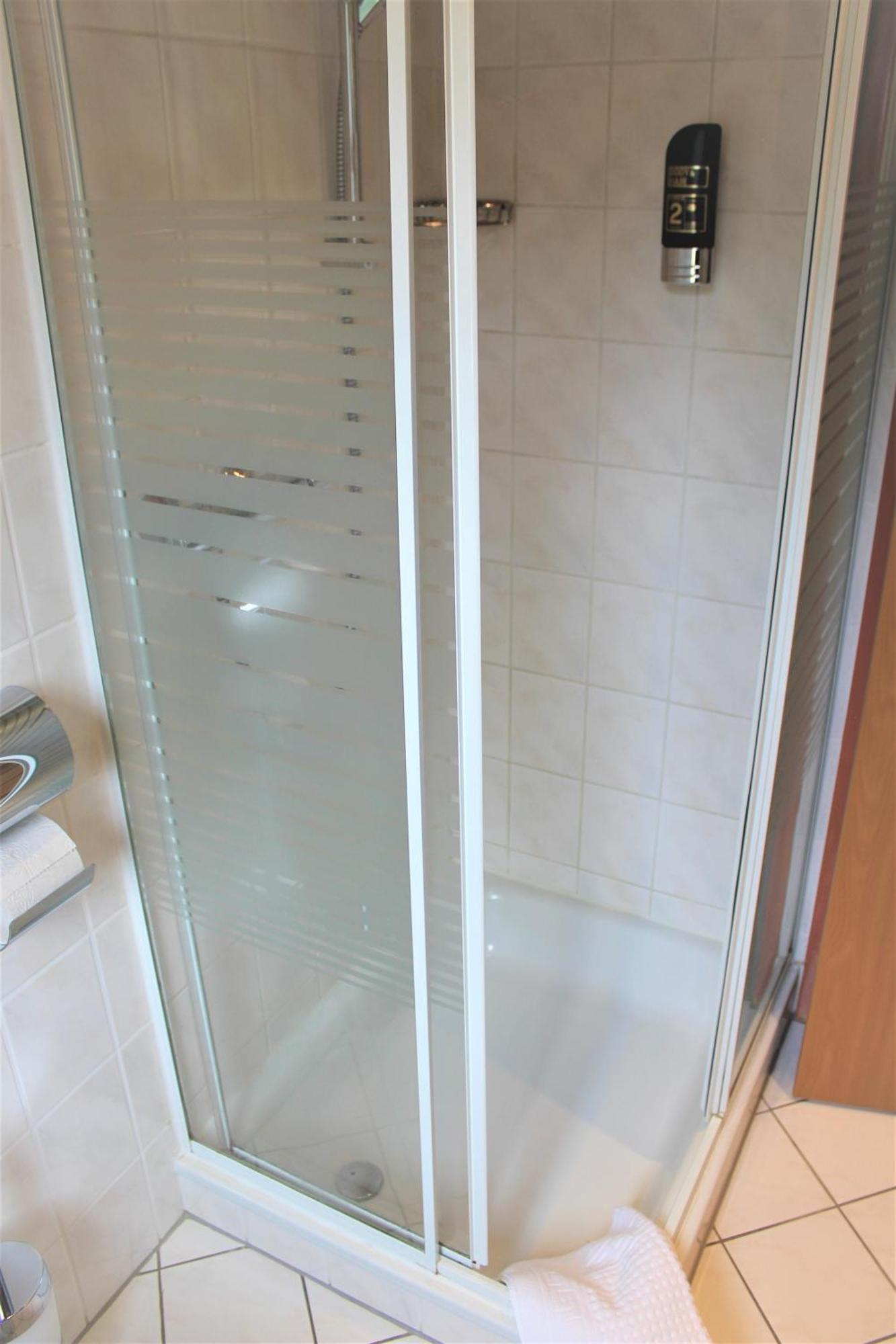 Hotel Hoyers In Pinneberg Prisdorf ภายนอก รูปภาพ
